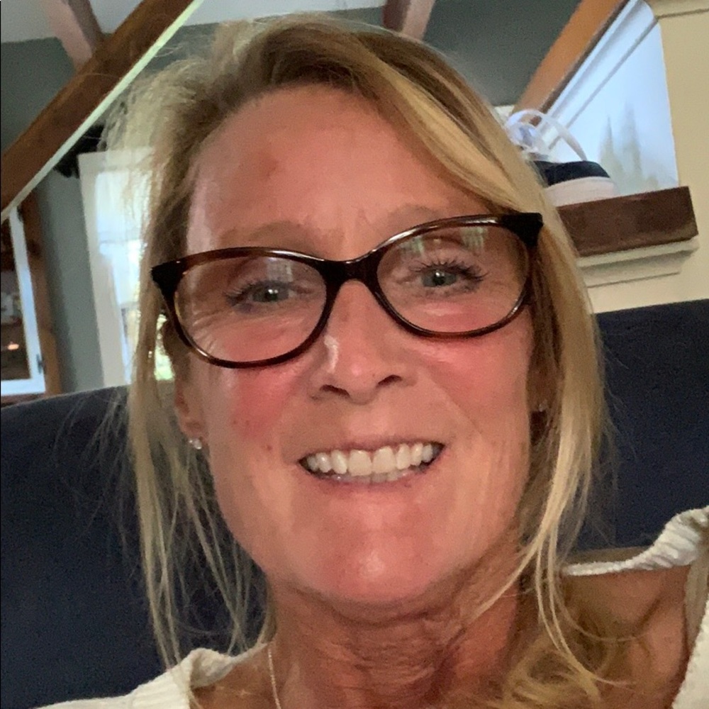 Meet your Posher, Lynda